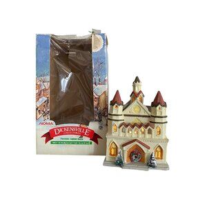 Noma Dickensville Porcelain Lighted House With Light and Cord 1996